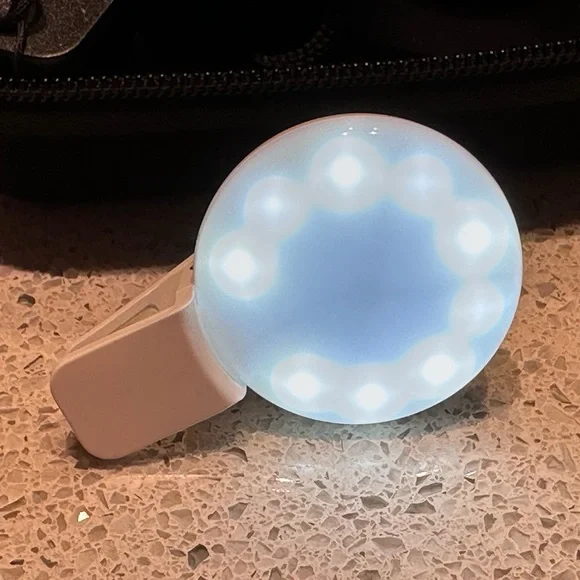 📸 Snap Like a Pro – Xenvo Lens Kit for iPhone & Android 🔥 - Picture 7 of 8